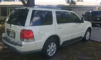 2004 Lincoln Aviator