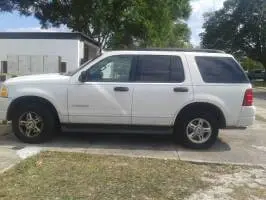 2004 Ford Explorer