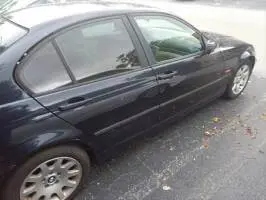 2001 BMW 325 Sedan