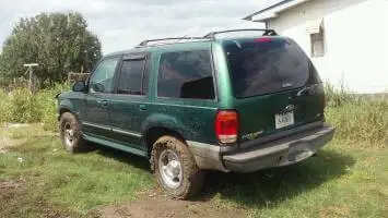 2000 Ford Explorer