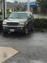 2004 Lincoln Aviator