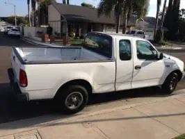 2002 Ford F150 Regular Cab (2 doors)