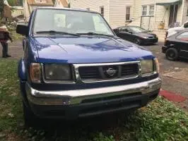 1998 Nissan Frontier Extended Cab (2 doors)