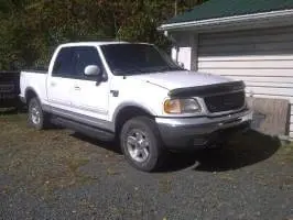 2001 Ford F150 Crew Cab (4 doors)