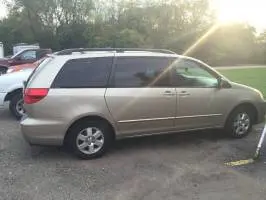 2004 Toyota Sienna