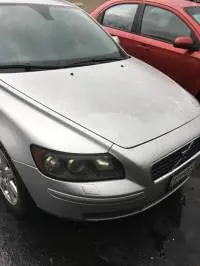2005 Volvo S40