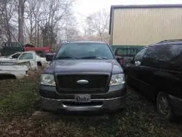 2006 Ford F150 Crew Cab (4 doors)