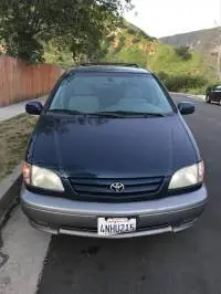 2001 Toyota Sienna