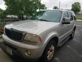 2004 Lincoln Aviator