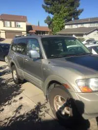 2001 Mitsubishi Montero