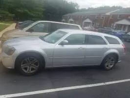 2005 Dodge Magnum