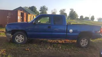 2003 Chevrolet Silverado Extended Cab (4 doors)