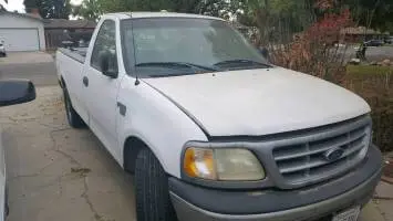 2001 Ford F150 Regular Cab (2 doors)