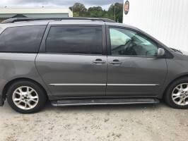 2004 Toyota Sienna