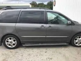 2004 Toyota Sienna
