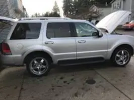 2005 Lincoln Aviator