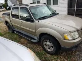 2004 Ford Explorer Sport Trac