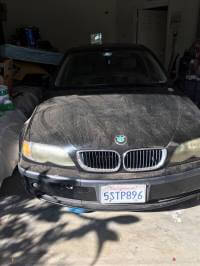 2002 BMW 325 Sedan