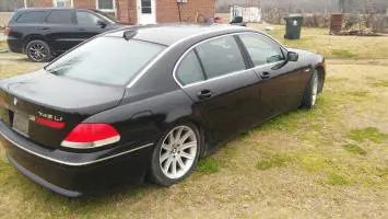 2004 BMW 745