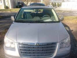 2008 Chrysler Town & Country
