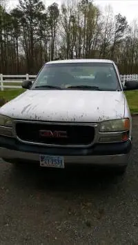 2002 GMC New Sierra Extended Cab (4 doors)