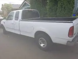 2000 Ford F150 Extended Cab (4 doors)