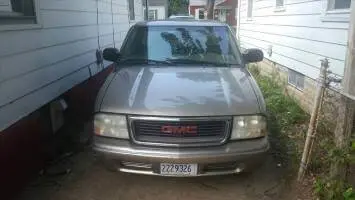 2002 GMC Sonoma Extended Cab (3 doors)