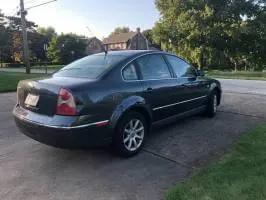 2004 Volkswagen Passat Sedan