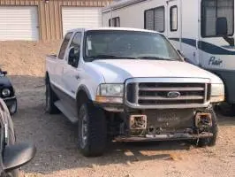 2004 Ford F350 Crew Cab (4 doors)
