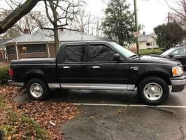 2002 Ford F150 Crew Cab (4 doors)