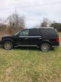 2004 Lincoln Navigator