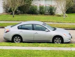 2010 Nissan Altima Sedan