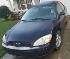 2005 Ford Taurus Sedan