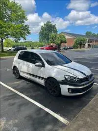 2014 Volkswagen Golf Hatchback (4 doors)
