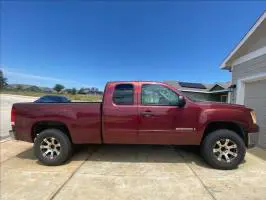 2009 GMC Sierra Extended Cab (4 doors)