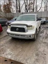 2008 Toyota Tundra Crew Cab (4 doors)