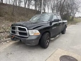 2011 Dodge RAM 1500 Crew Cab (4 doors)