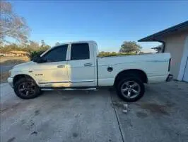 2008 Dodge RAM 1500 Crew Cab (4 doors)