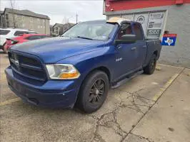 2010 Dodge RAM 1500 Crew Cab (4 doors)