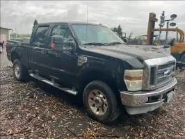 2010 Ford F350 Crew Cab (4 doors)
