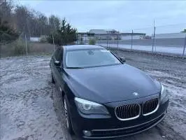 2012 BMW 750