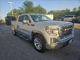 2019 GMC Sierra Crew Cab (4 doors)