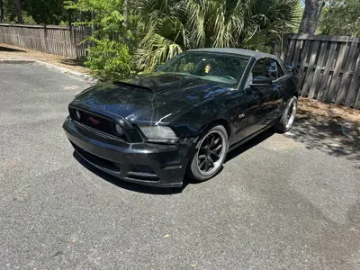 2013 Ford Mustang Convertible