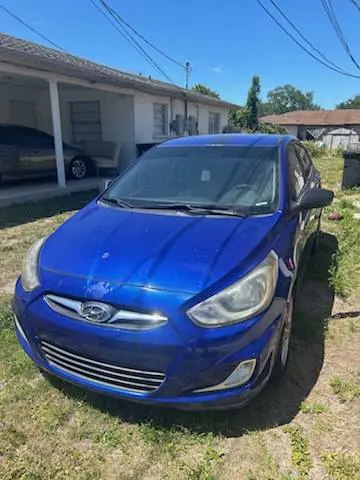 2013 Hyundai Accent Sedan