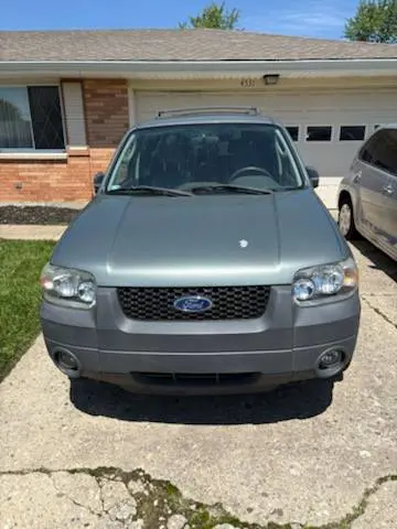 2005 Ford Escape