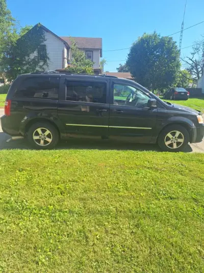 2010 Dodge Grand Caravan Passenger Van