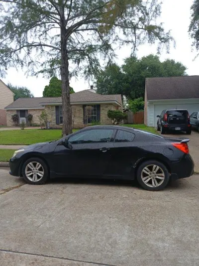 2011 Nissan Altima Coupe